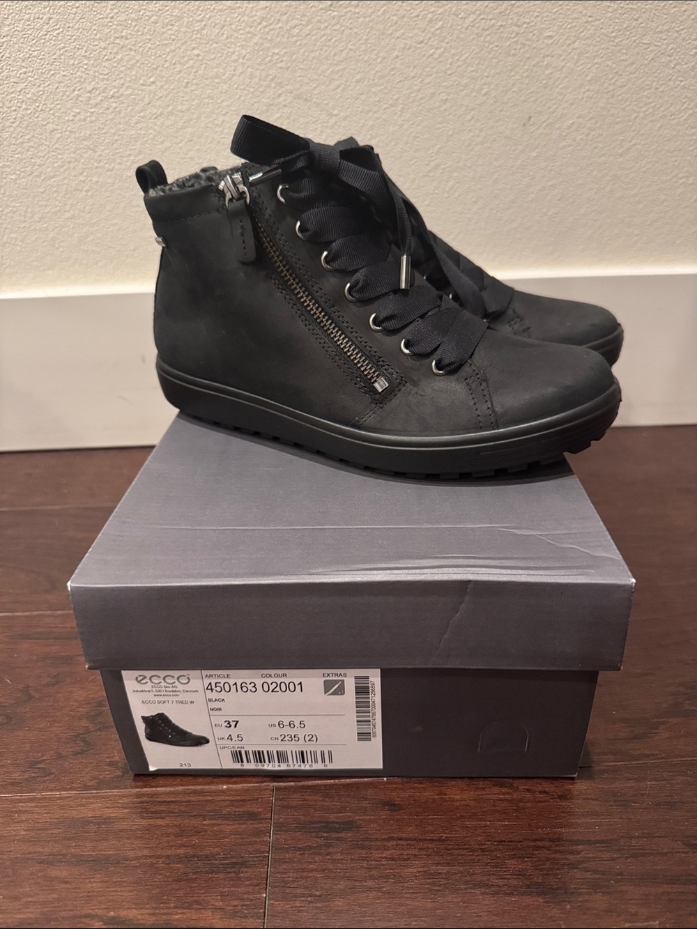 Ecco Women's Black Wedge Ankle Boots with Ribbon Laces